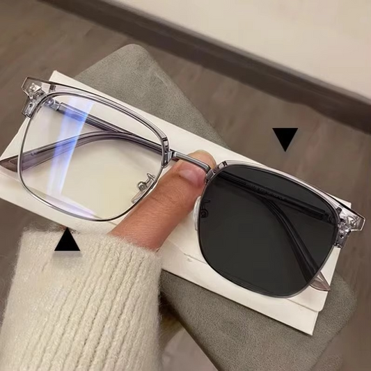 2025 Photochromic Glasses Man